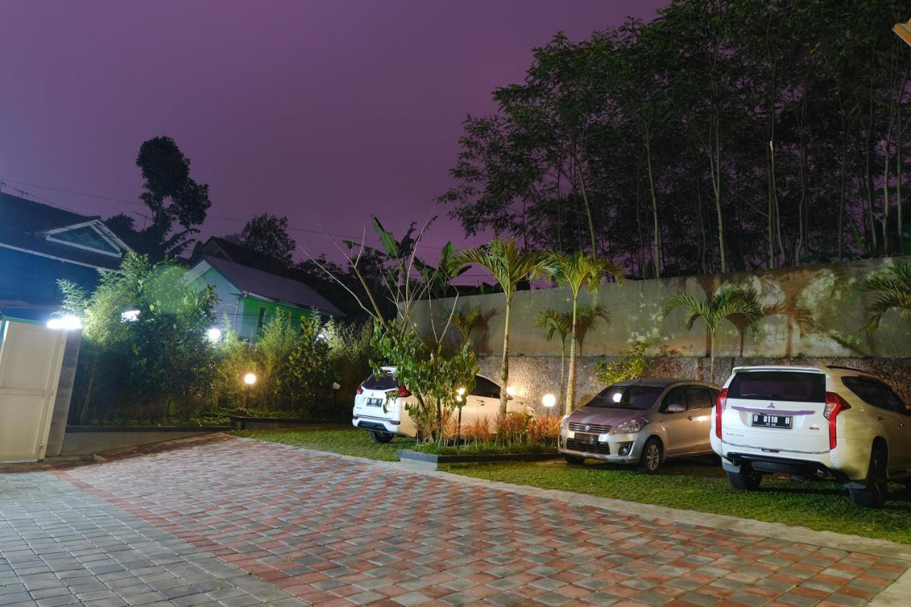Wisma Lovebird Kalianget Exterior foto